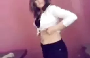 XXX रूसी हिंदी पिक्चर सेक्सी मूवी भाषा में अश्लील फिल्म: Mymirs [२००४]