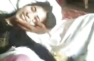 XXX बिग गधा समुद्र तट पर ध्यान आकर्षित करेगा सेक्सी मूवी वीडियो में सेक्सी