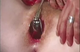 XXX परिपक्व माँ के साथ बड़े सुंदर स्तनों हो जाता है टक्कर लगी है द्वारा एक युवा हिंदी में फुल सेक्स मूवी आदमी