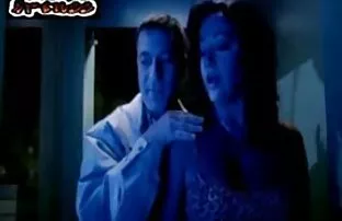 XXX प्रेमिका bared स्तन में के सेक्स की मूवी हिंदी में जंगली वन