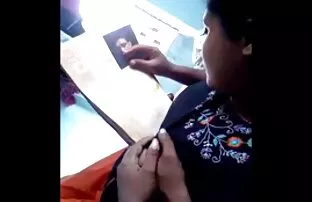 XXX सेक्सी हिंदी मूवी फुल सेक्सी मूवी महिला है भौंकने स्तन