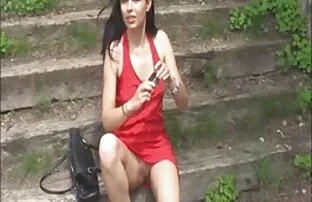 XXX लड़की के सेक्सी फिल्म हिंदी वीडियो मूवी साथ बलात्कार किया और गुलामी में बेच दिया