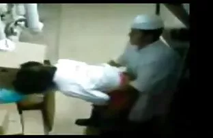 XXX समलैंगिक आदमी लात मारी एक सेक्स मूवी हिंदी इंग्लिश युवा आदमी में जेल