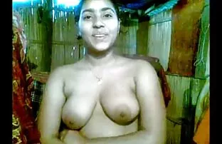 XXX स्लिम सौंदर्य लेता है बंद उसके हिंदी में सेक्सी मूवी वीडियो जाँघिया